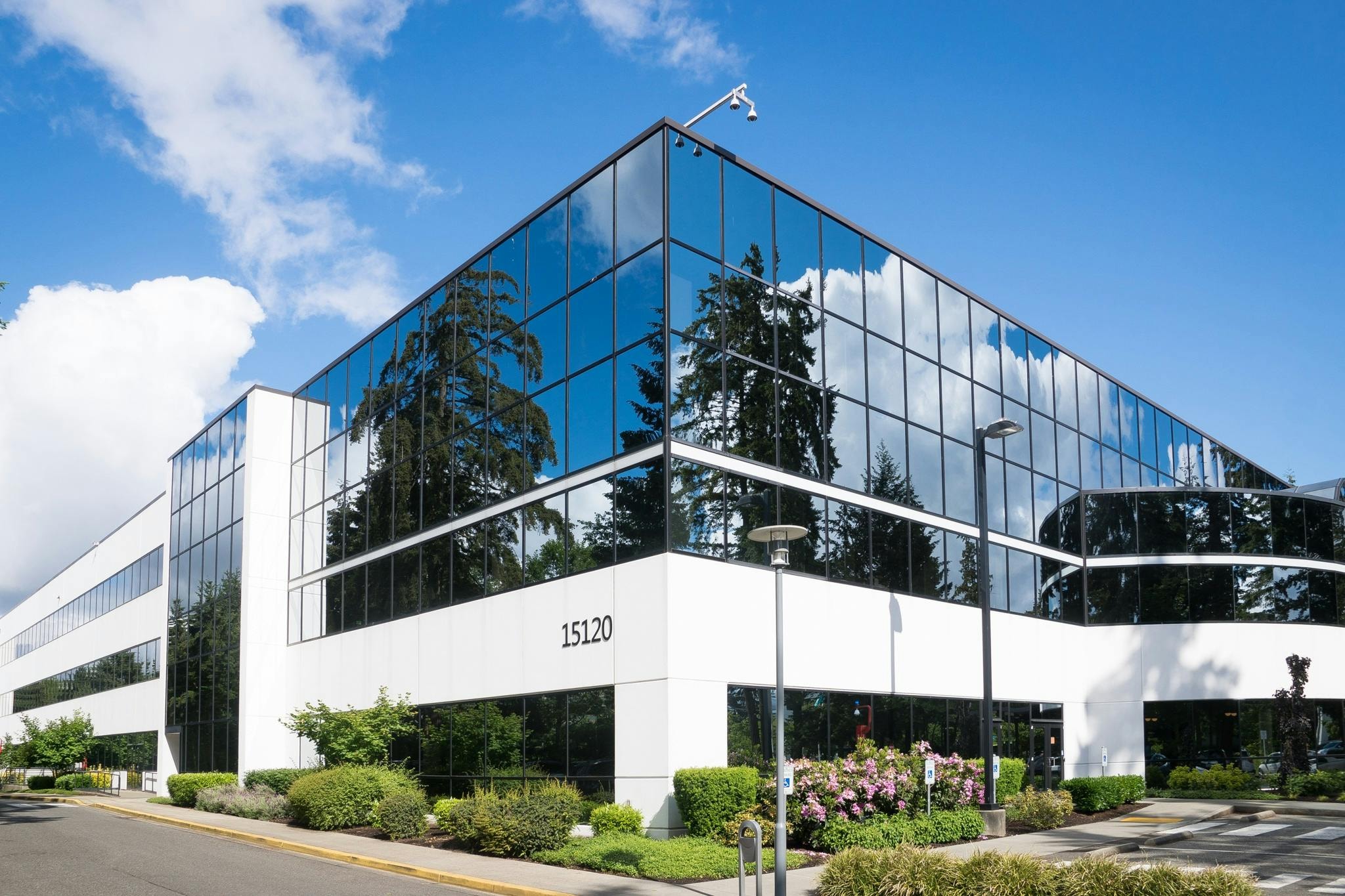 A UK Commercial Finance broker